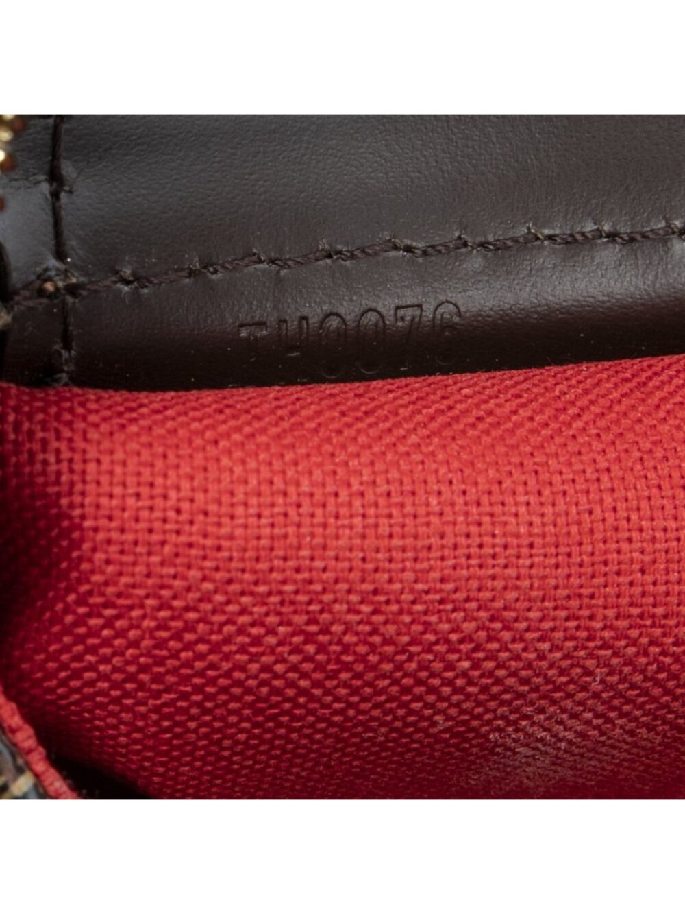 Louis Vuitton Chelsea Brown Damier Ebene Messenger Bag - Picture 10 of 10